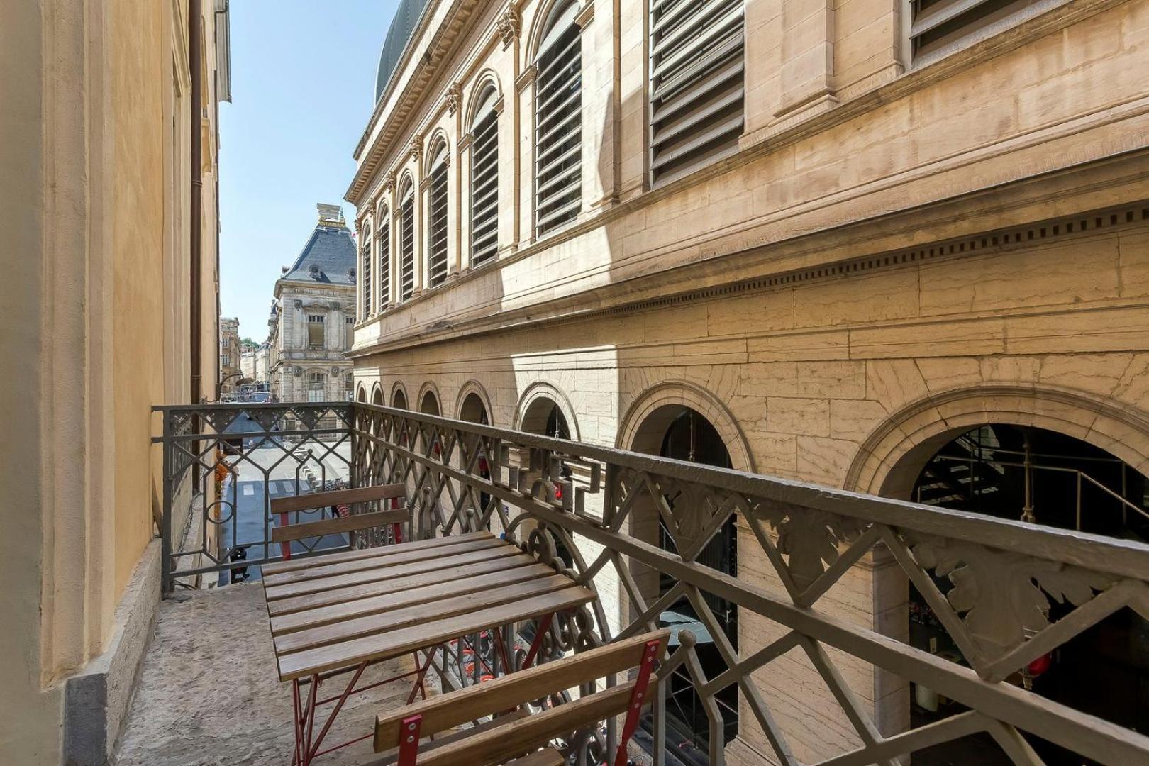 Charlie-Meublee Haut De Gamme-Duplex-260M2-Lyon 1 Exterior foto